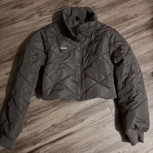 Women's Puffer Jacket - Cropped Coat